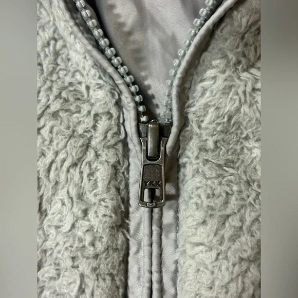 Patagonia Retro Pile Fleece Vest - Salt Grey - Women's Small - Pristine - Picture 8 of 11